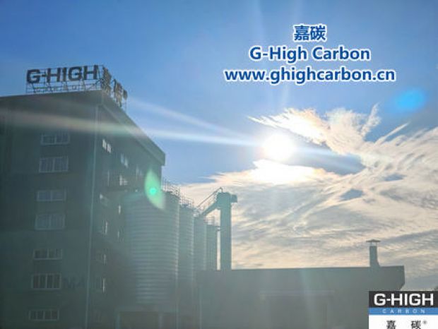 下班時(shí)分，天空上演白云盛宴，員工紛紛記錄美好時(shí)刻。