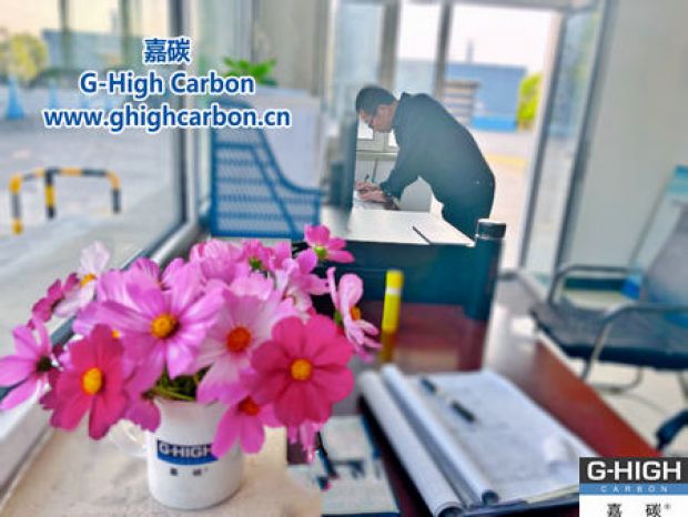 嘉碳員工巧手布置，辦公環(huán)境煥發(fā)新生